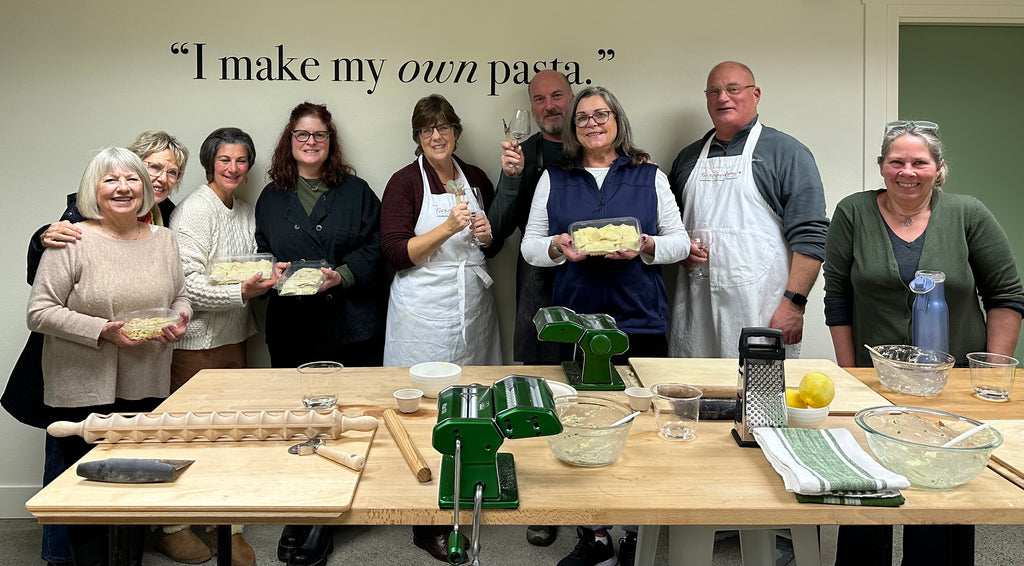 Garlic Pomodoro Pasta Sauce - Live Cooking Class with Aurora Echo
